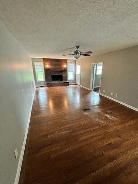 Photo - 106 Donna Dr Apartment