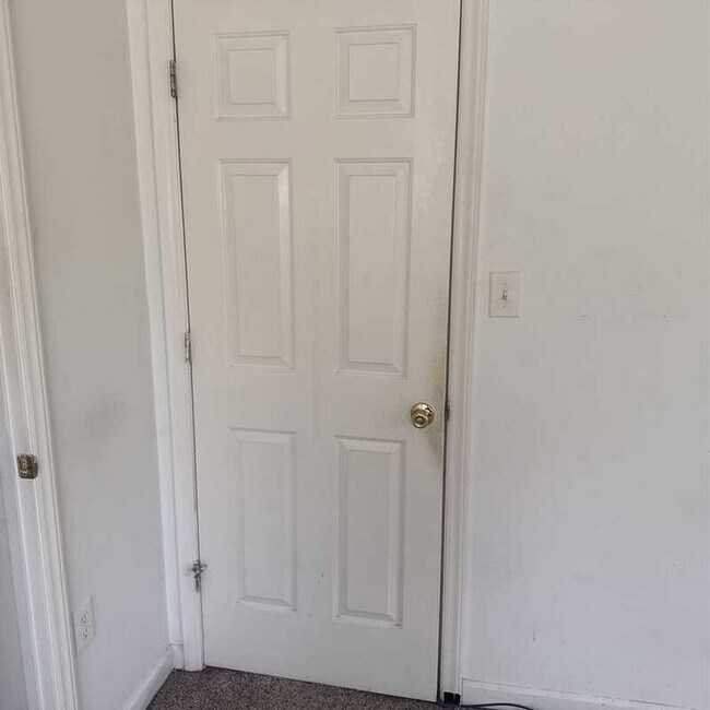 Foto del edificio - 2021 Wolf Tech Ln