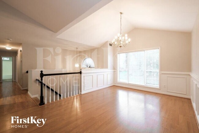 Foto del edificio - 3810 Riversong Dr NW
