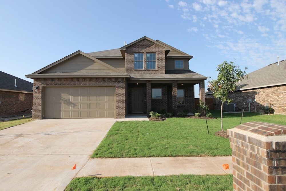 Primary Photo - Amazing Brand New 5 Bedroom Home in Yukon