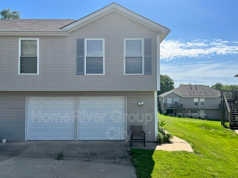 185 Hazel Ct, Holt, MO 64048 Townhome Rentals in Holt MO