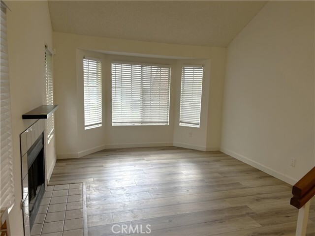 Foto del edificio - 21339 Cottonwood Ln