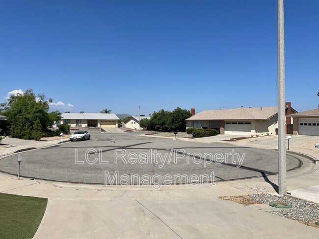 Foto del edificio - 27749 Provo Ct