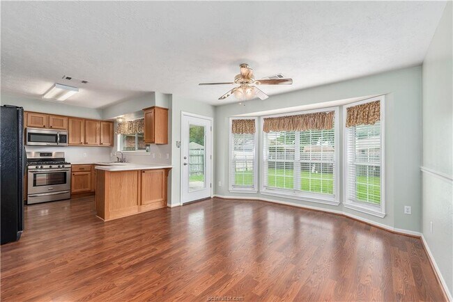 Building Photo - 4005 Stony Creek Ln