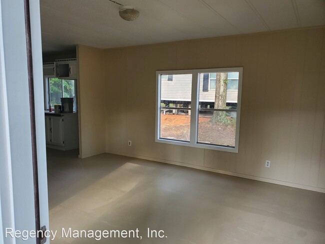 Building Photo - 6093 Andrews Ave