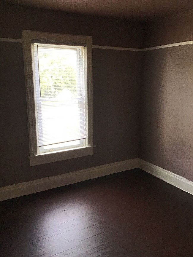 Foto del edificio - 2126-2128 N 27th St. (Duplex)