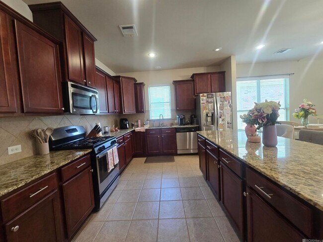 Foto del edificio - 1412 Alouette Dr