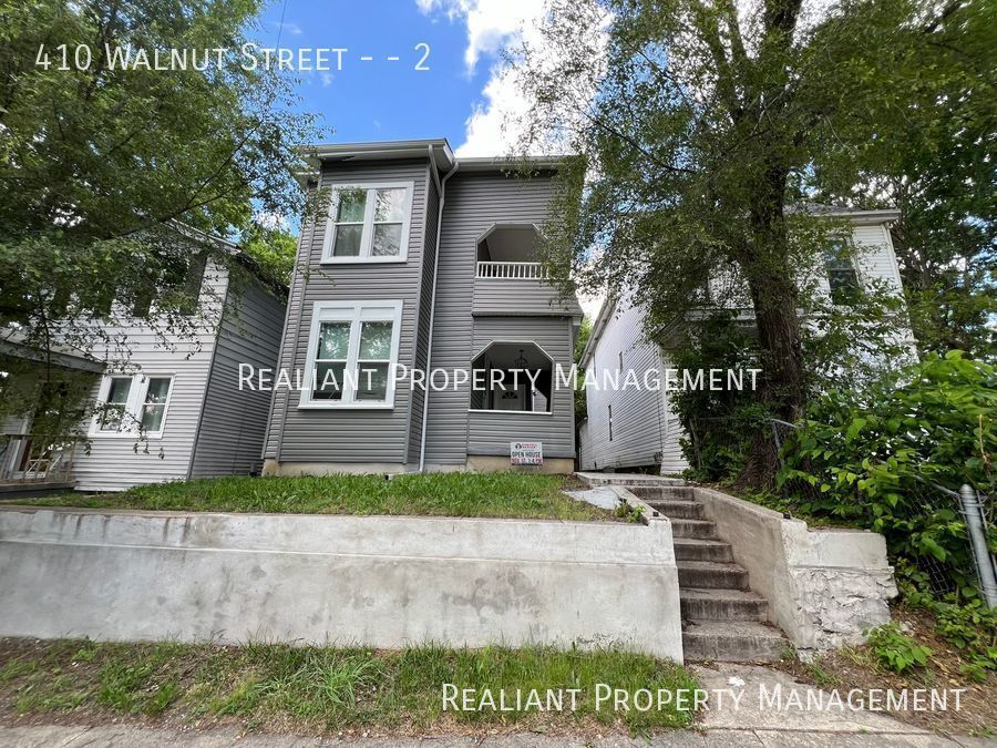 Primary Photo - 410 Walnut St