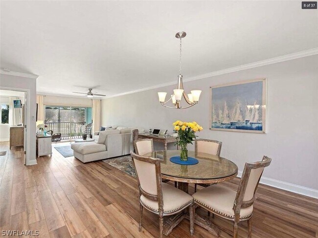 Foto del edificio - 476 Bristle Cone Ln