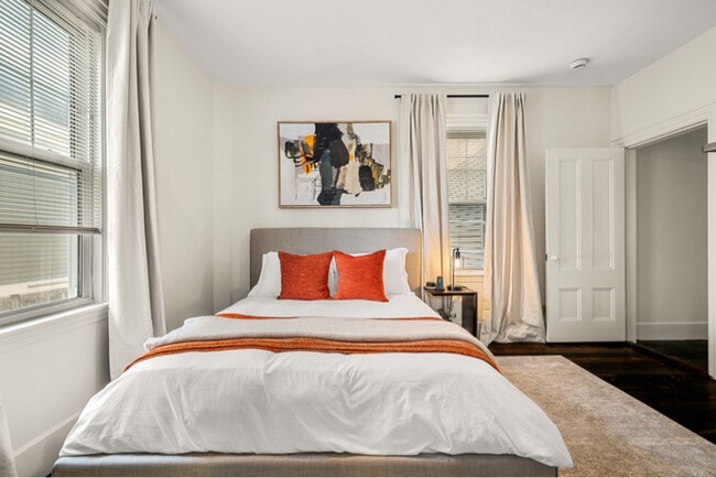 Photo - 48 School St Apartment