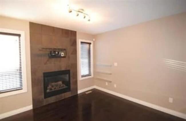Building Photo - 5123-168A 168A Ave NW