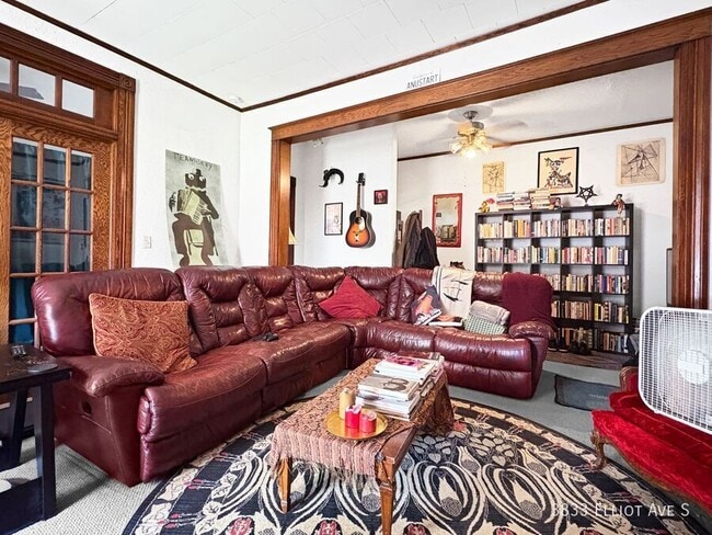 Foto del edificio - 3833 Elliot Ave