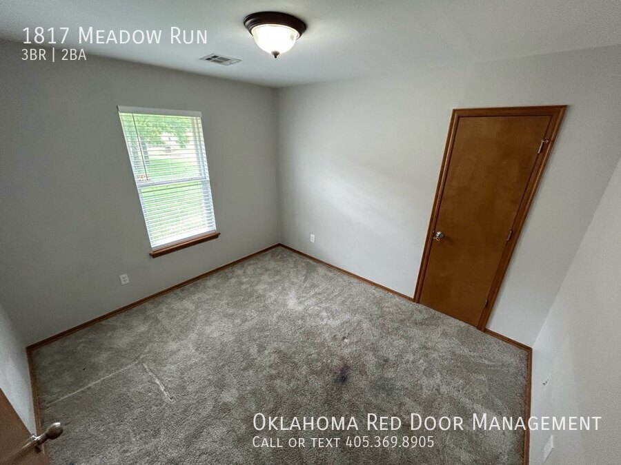 Building Photo - 1817 Meadow Run Dr