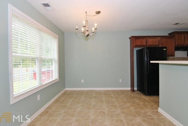 Building Photo - 6955 White Walnut Way