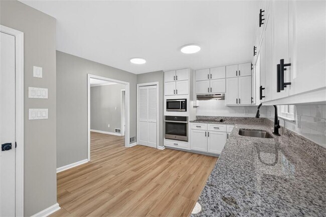Foto del edificio - 3606 Suwanee Creek Ct