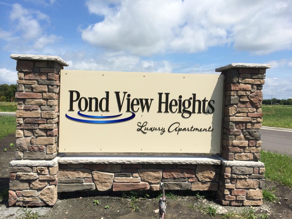 Foto principal - Pond View Heights Apartments