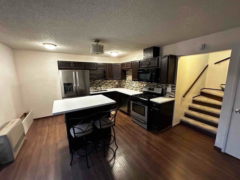 Foto principal - 4511 Folker St