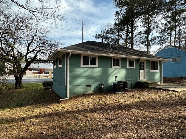 Foto del edificio - 603 Seminole Pl