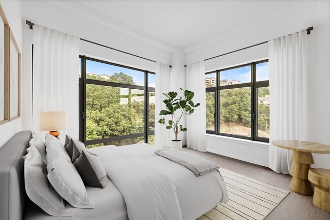 Building Photo - 143 Old River Rd