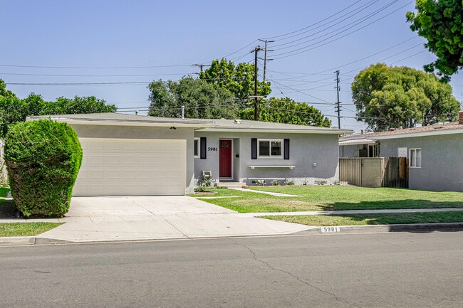 Building Photo - 5981 E Belen St