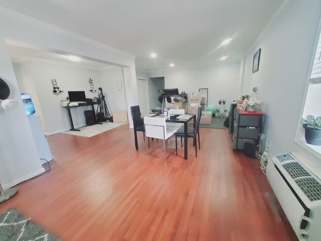 Foto del edificio - 7 4th St