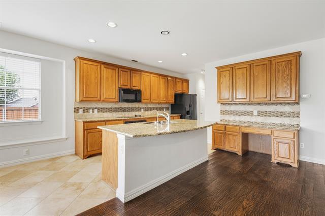 Building Photo - 11703 Stephenville Dr