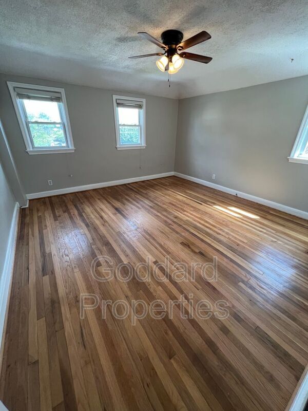 Foto del edificio - 8632 Oakleigh Rd