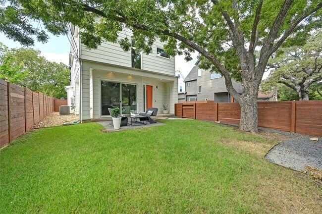 Foto del edificio - 2502 Southland Dr