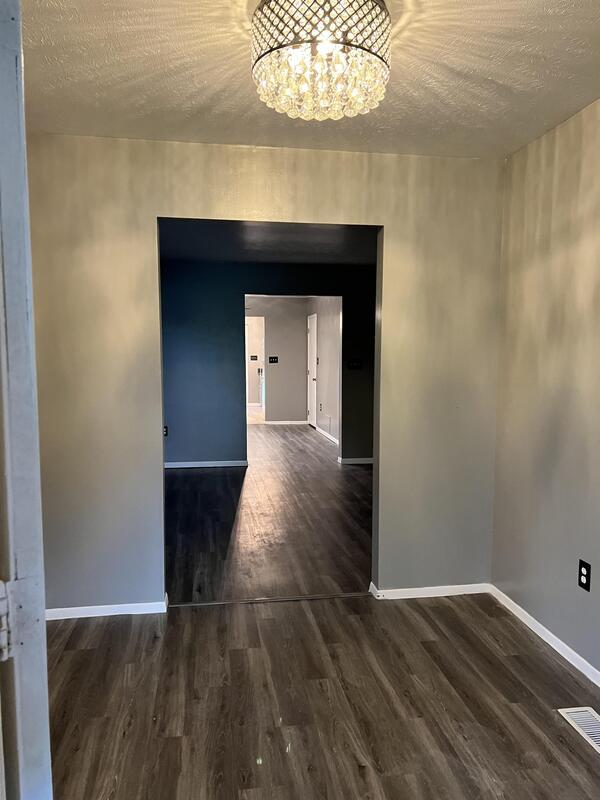 Building Photo - 8703 Shadycreek Dr