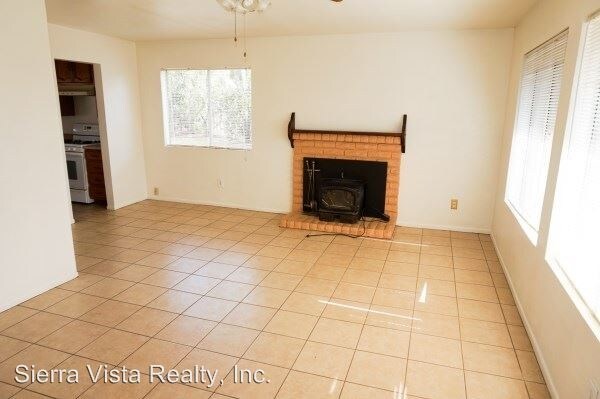 Building Photo - 4 br, 2 bath House - 913 Plaza Del Gado