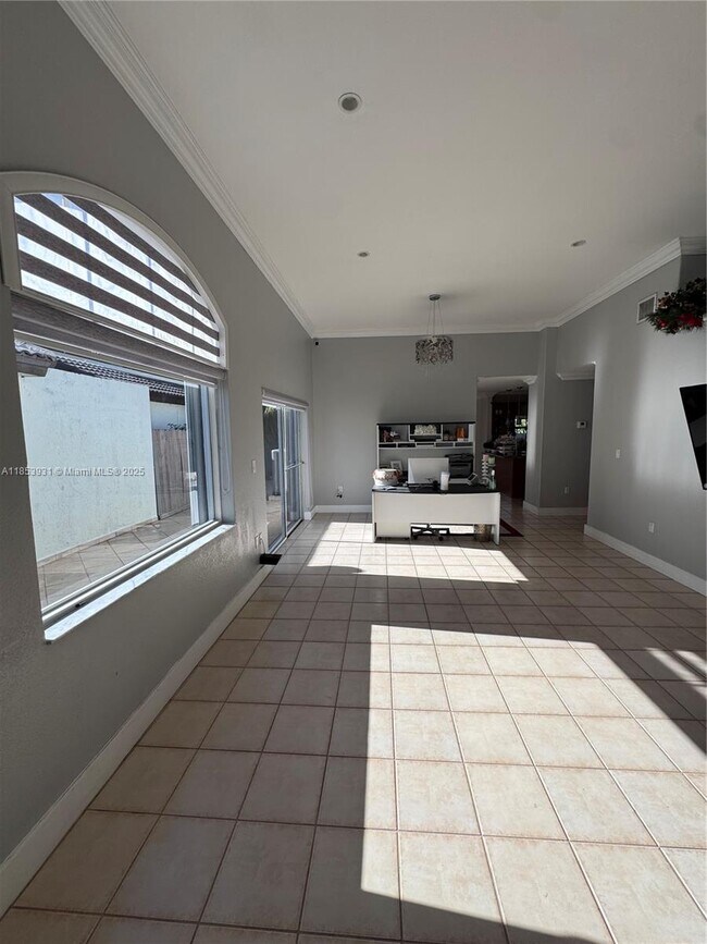 Foto del edificio - 12925 NW 8th Ln