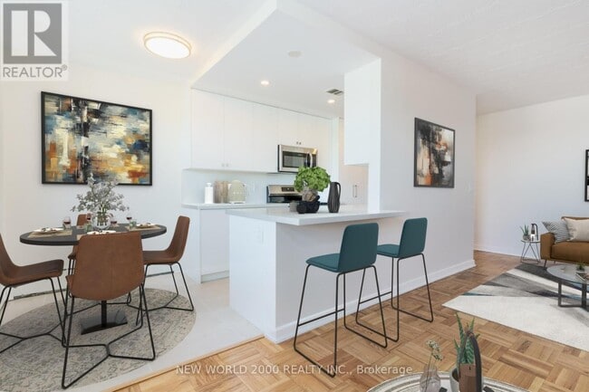 Photo du bâtiment - 1220 Bayview Ave