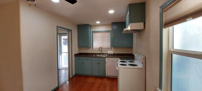 Foto del edificio - 935 Robin Ct