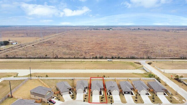 Building Photo - 26918 Lantana Cyn Dr
