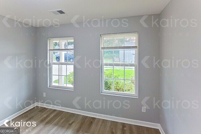 Foto del edificio - 236 Fox Chase Wy