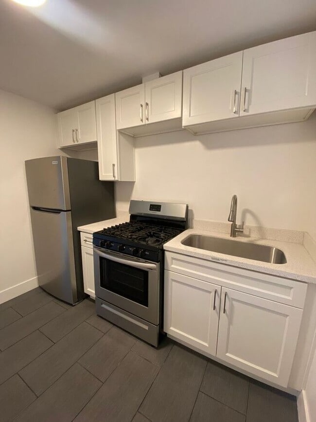 Photo - 2140 California St Apartment