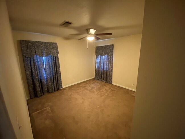Foto del edificio - 1311 Elton St