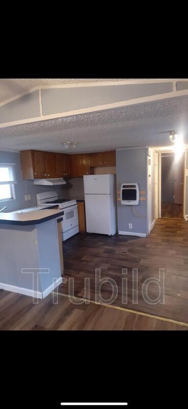 Building Photo - 65 Tency Ln NE