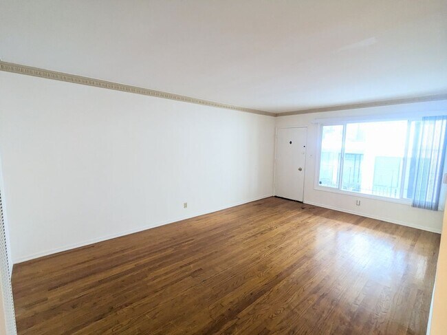 Foto del edificio - 1547 Orange Grove Ave