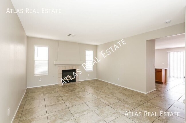 Foto del edificio - Beautifully Renovated Two-Story 3/2.5 Home...