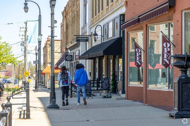 Charming downtown Woodstock offers unique storefronts and unique shops.