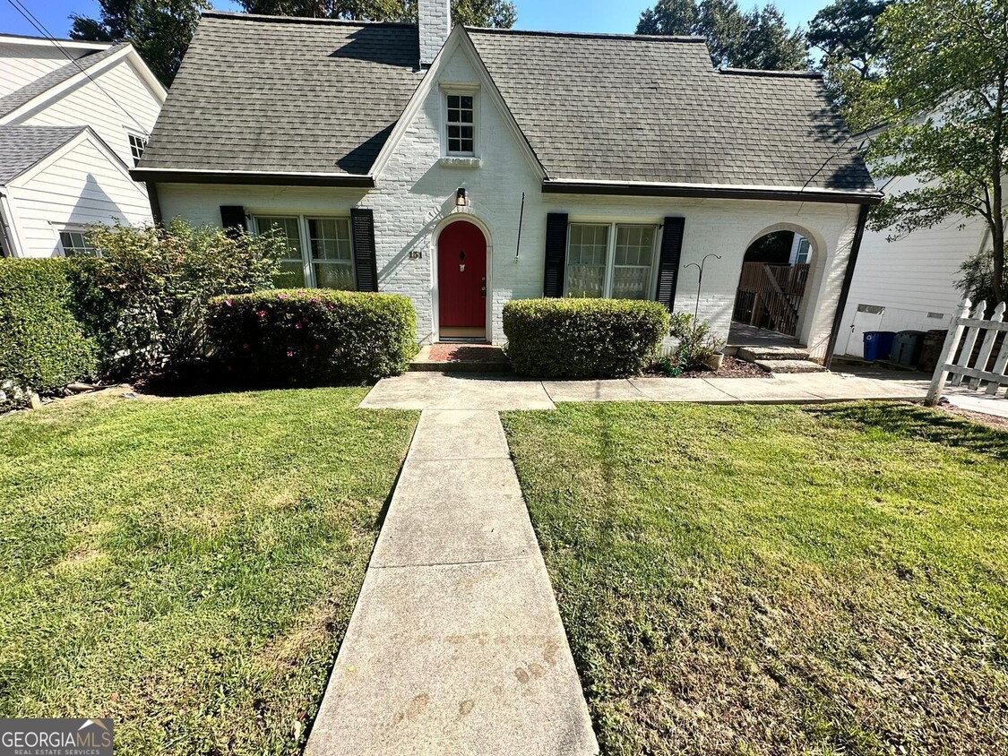 Primary Photo - 131 Clarion Ave