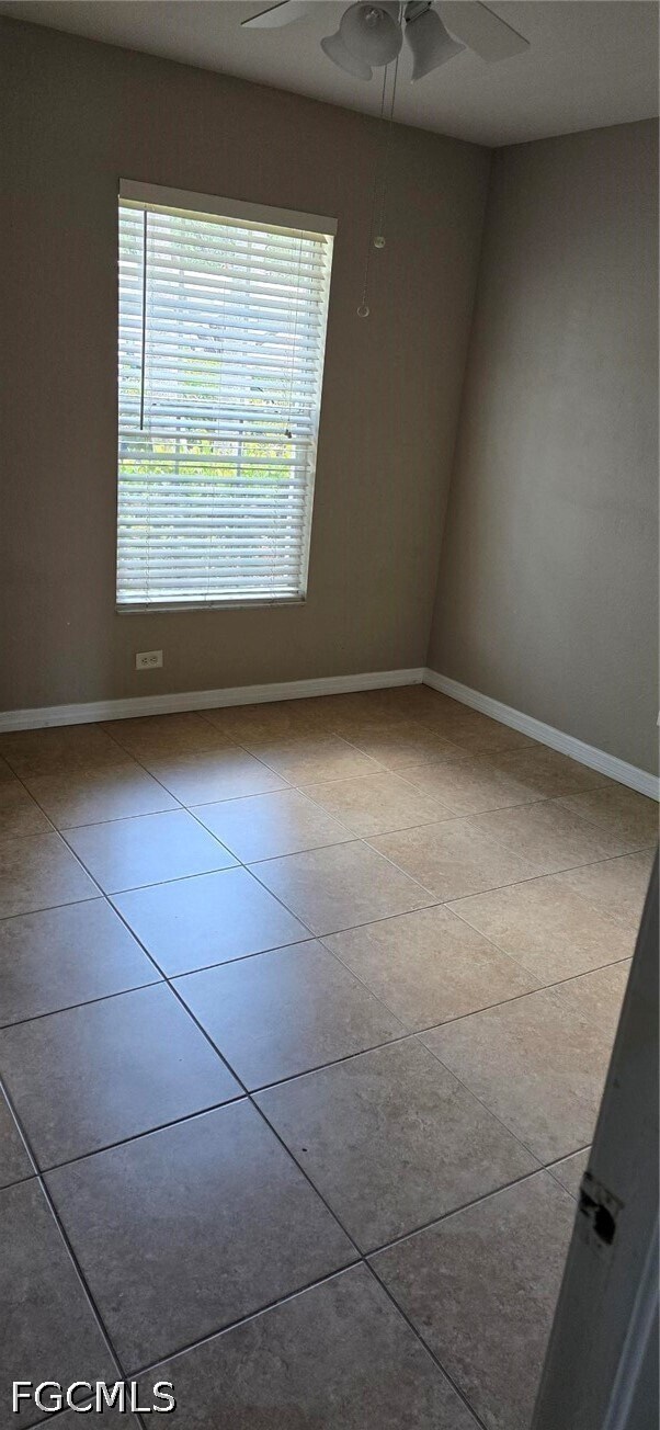 Foto del edificio - 26680 Little John Ct