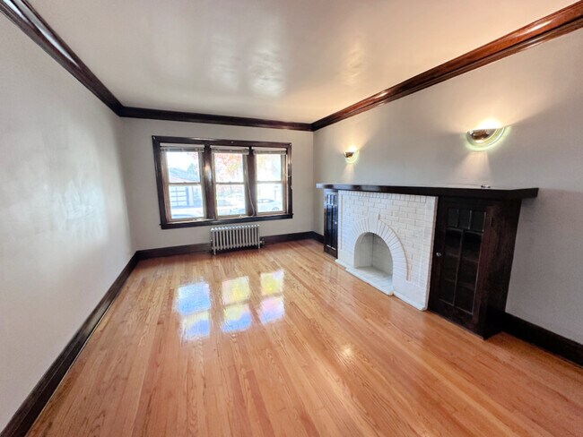 Foto del edificio - 3853 N Long Ave