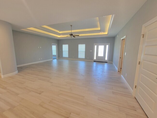 Foto del edificio - 1628 Ponderosa Dr