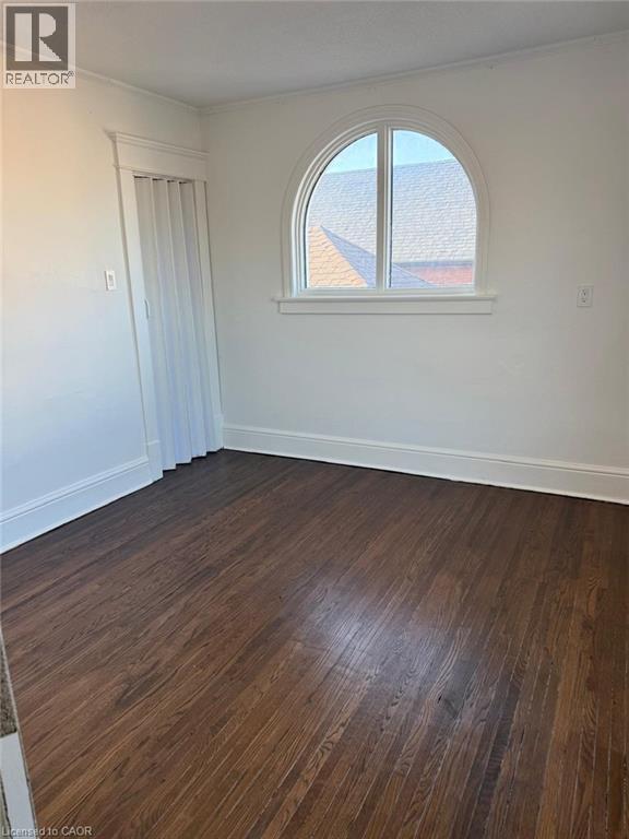 Photo du bâtiment - 219 Erie Ave