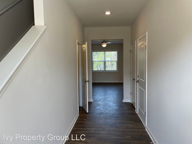 Building Photo - 3 br, 2.5 bath House - 3766 Yorkshire Pl