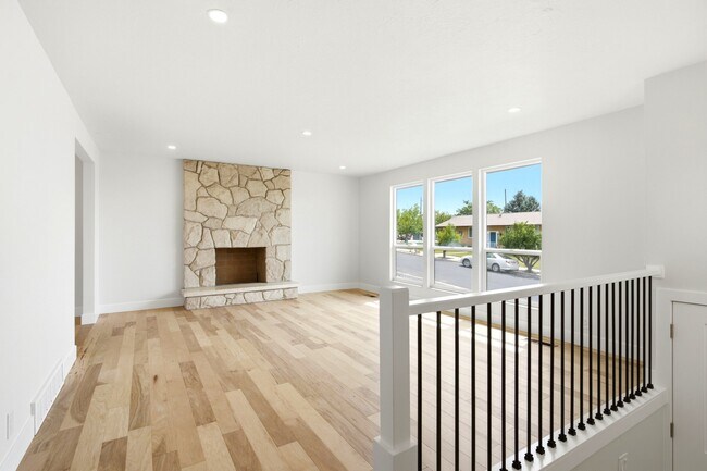 Building Photo - 3483 S 100 W