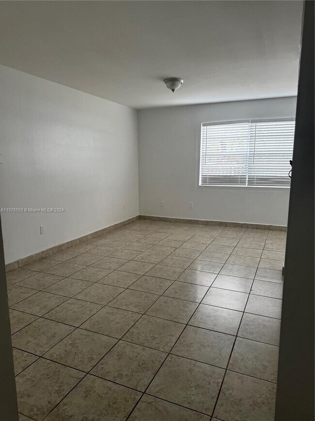 Foto del edificio - 15320 SW 106th Terrace