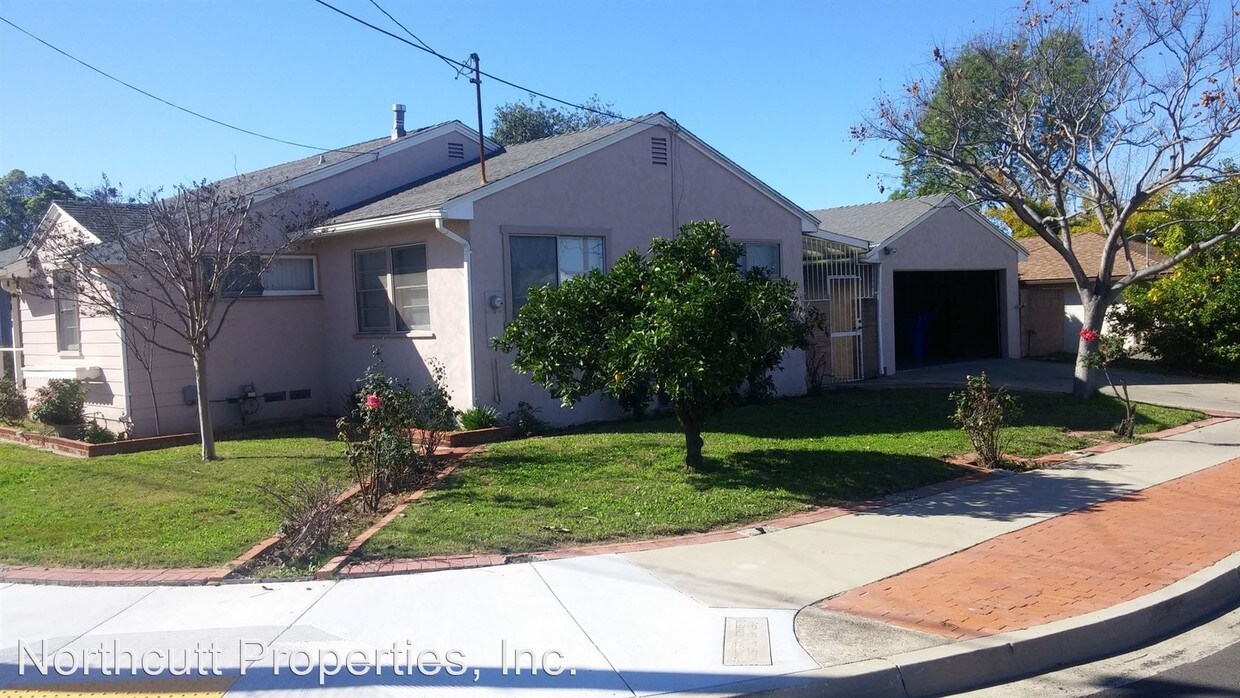 Primary Photo - 3 br, 2 bath House - 6896 50th St.